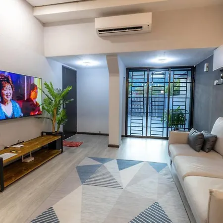 *New* 13Pax Below W Ktv/Pooltable/Kidspool Near Jelutong, Batu Lanchang